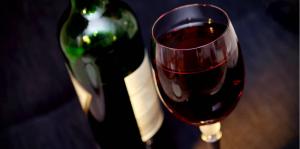 Photo of Развенчаны популярные мифы о пользе вина