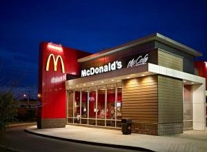 Photo of McDonald’s в Великобритании стремится стать лидером веганского фастфуда к 2025 году